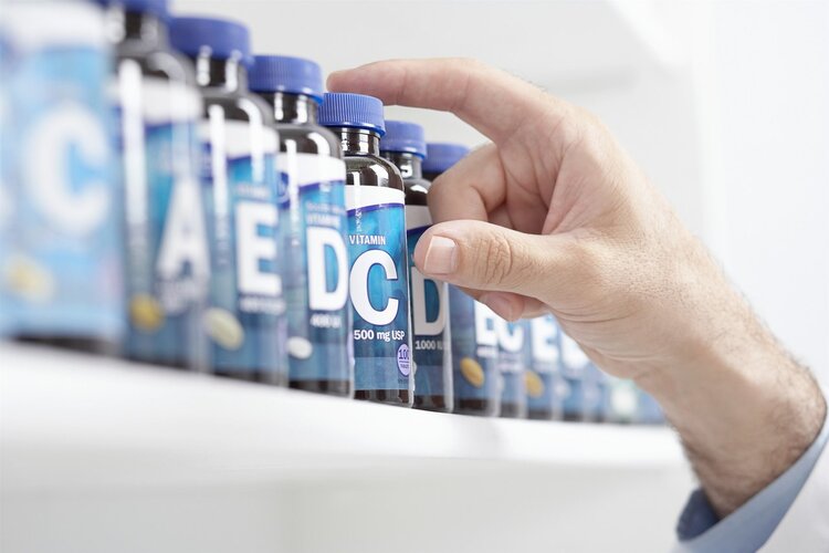 口腔溃疡吃维生素b1b2b12维生素c,有种痛叫口腔溃疡