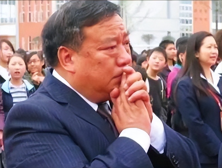 龙胆泻肝丸致尿毒症是真的吗,龙胆丸尿毒症