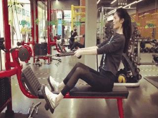 初学者健身房撸铁计划,女生一周撸铁计划表健身房