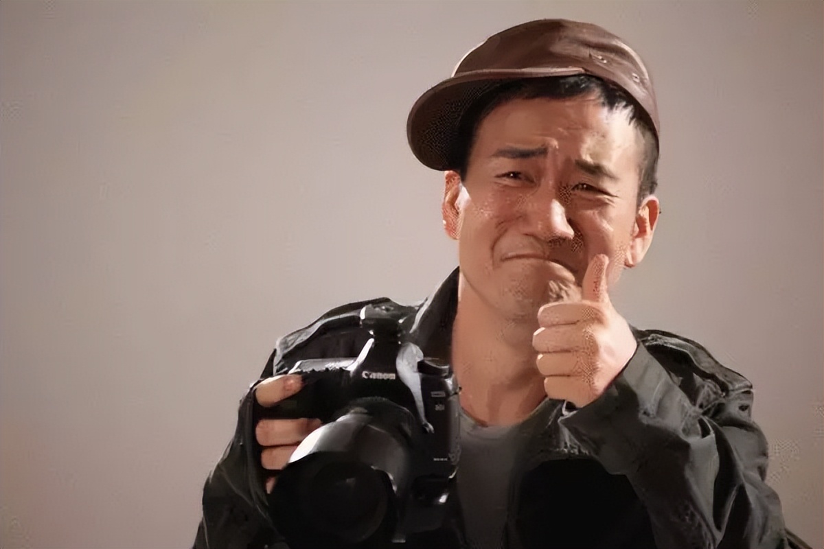 开工作室、坐拥10家公司，“消失”的王太利，才是娱圈的真正赢家