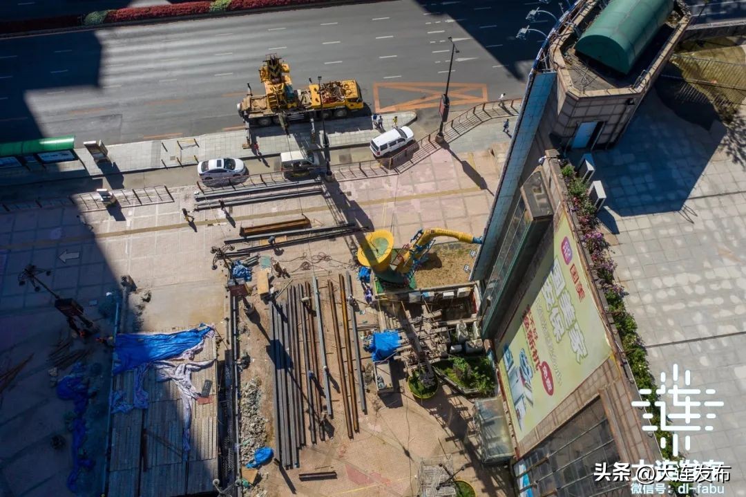 新世纪广场改造全过程,胜利广场改造前后对比