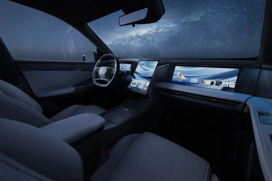 世通集团银河济南历城体验中心开业暨交车仪式完美落幕