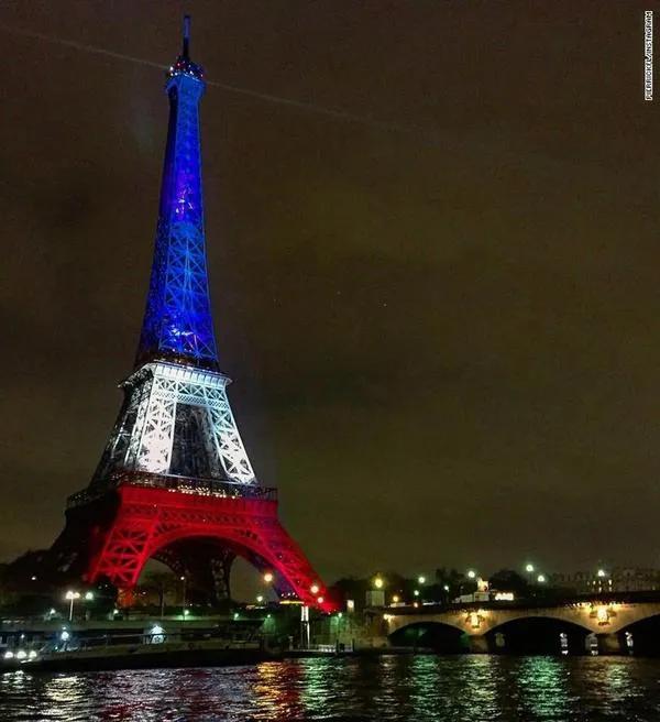 法国国旗有没有故事,中法建交背后故事