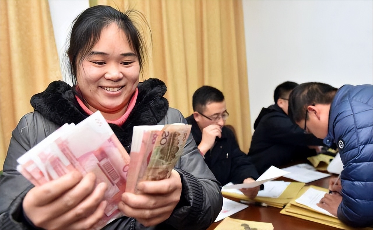 超市2000工资为什么还有人干,为啥超市2000元工资还不离职