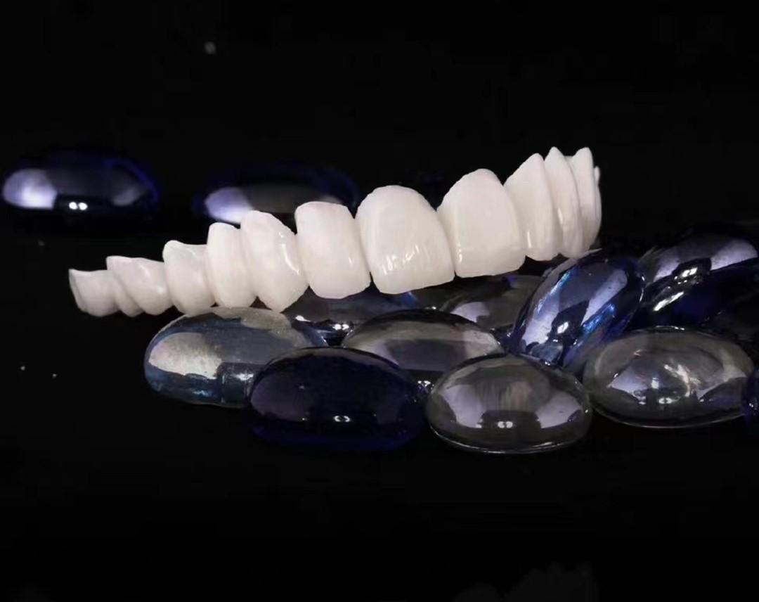 微妮贝尔,美齿专业私人订制