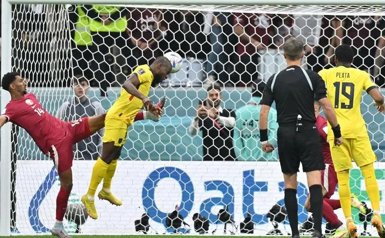 卡塔尔世界杯首战,卡塔尔世界杯的感悟