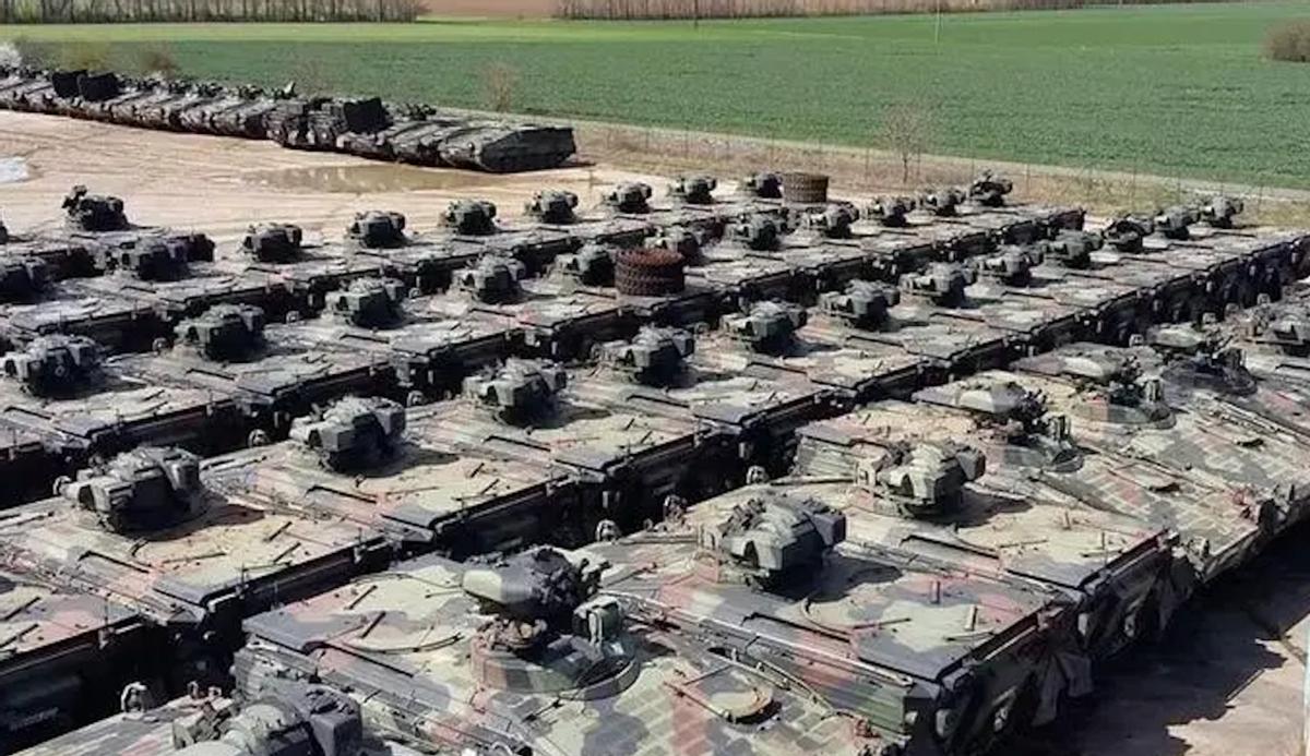 态度坚决，德国总理回应波兰：不希望迫于压力在坦克问题上做决定