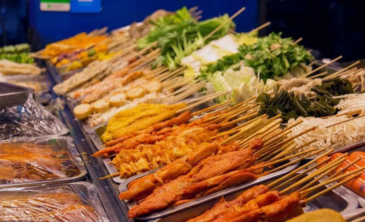 现在摆地摊怎么最赚钱,告诉你如何摆地摊赚钱