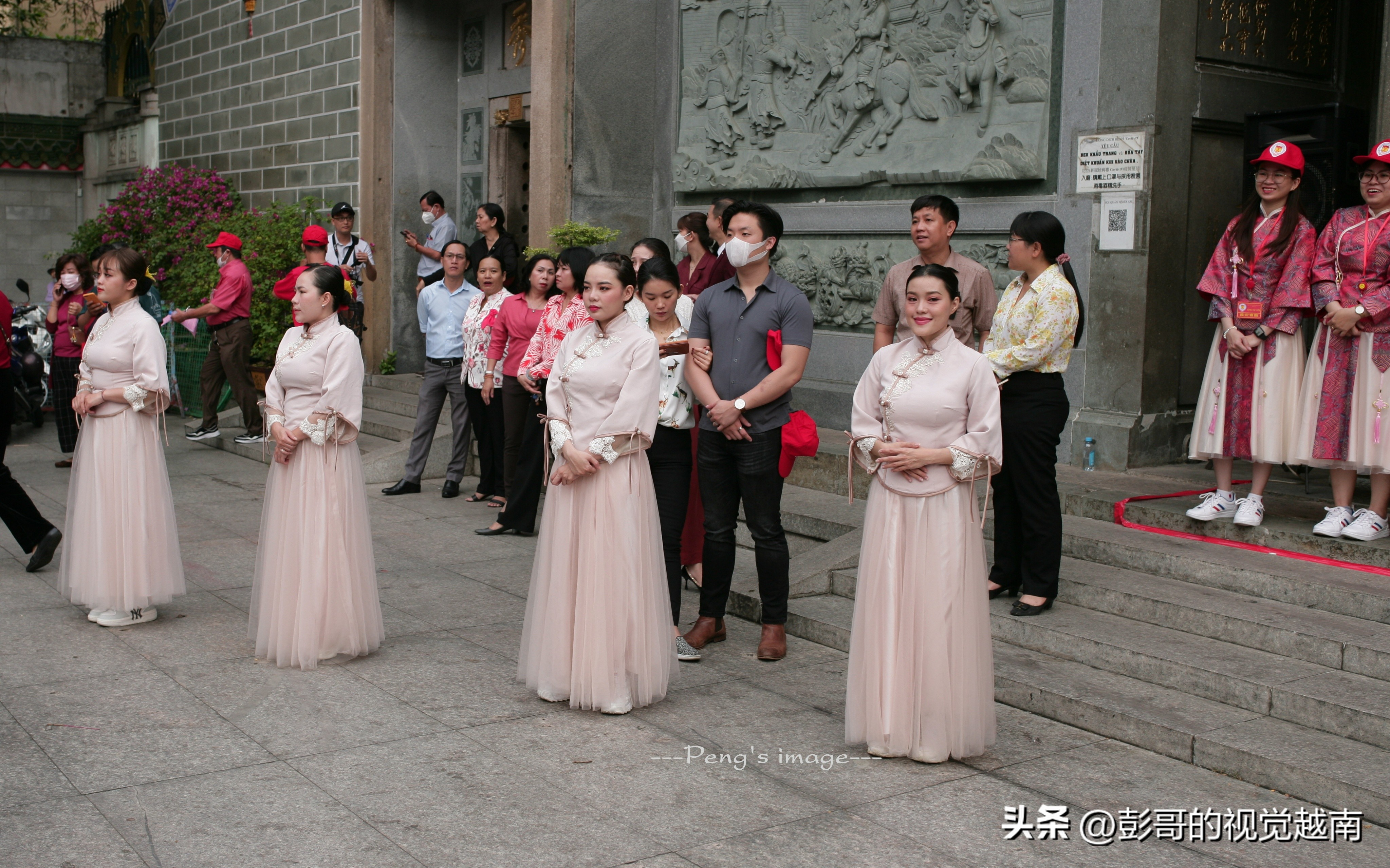 越南西貢華人的【恭請關聖帝君聖駕出遊】活動。