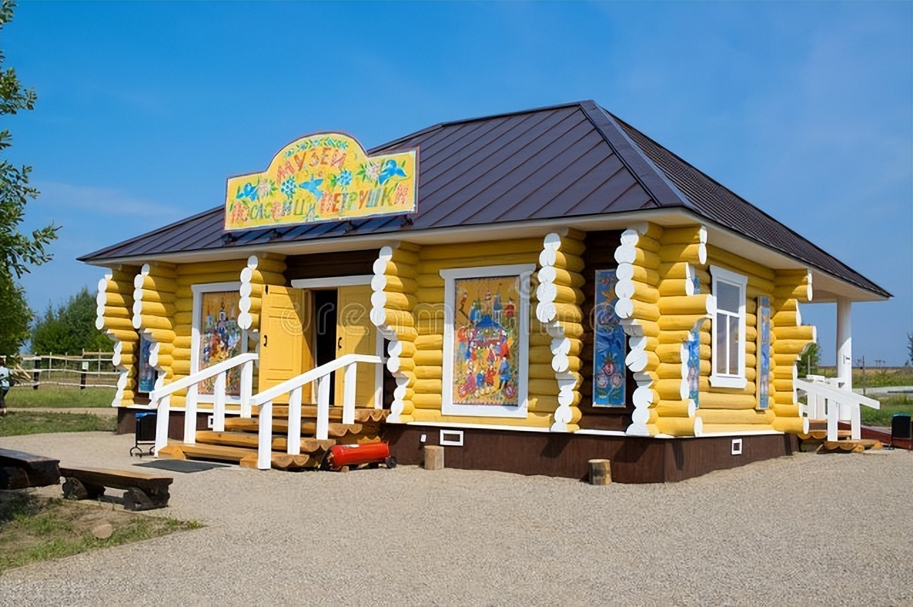 我在俄罗斯工作时候的中国同事,为了赚外快,偷偷帮人带*私走**物品