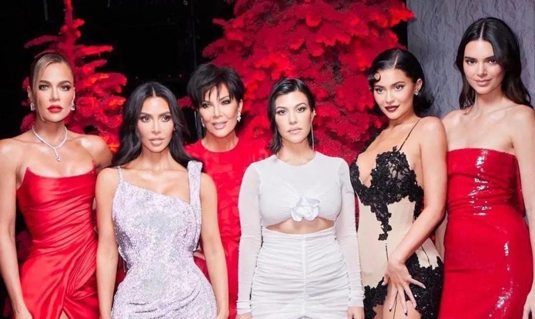 卡戴珊家族凯莉原来的样子,卡戴珊家族凯莉视频