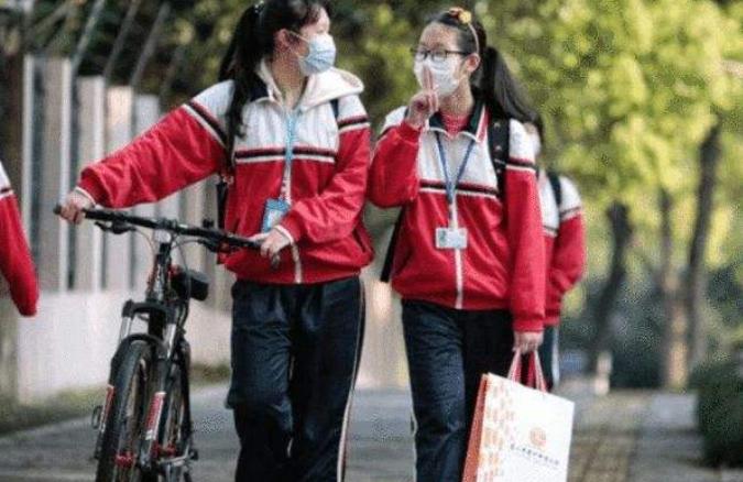 大学走读和住校有区别吗,步入大学真实感受