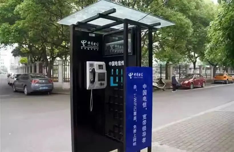 上海全封闭电话亭,为什么上海这么多电话亭
