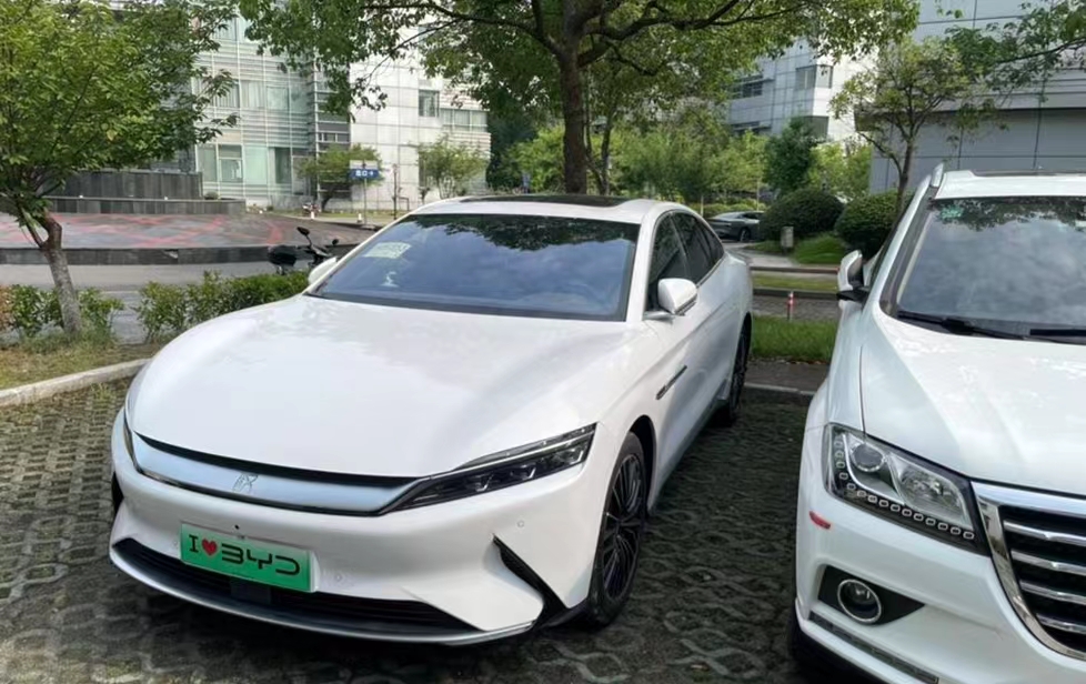 4s店分期与全款买车的区别,4s店买车分期和全款的区别