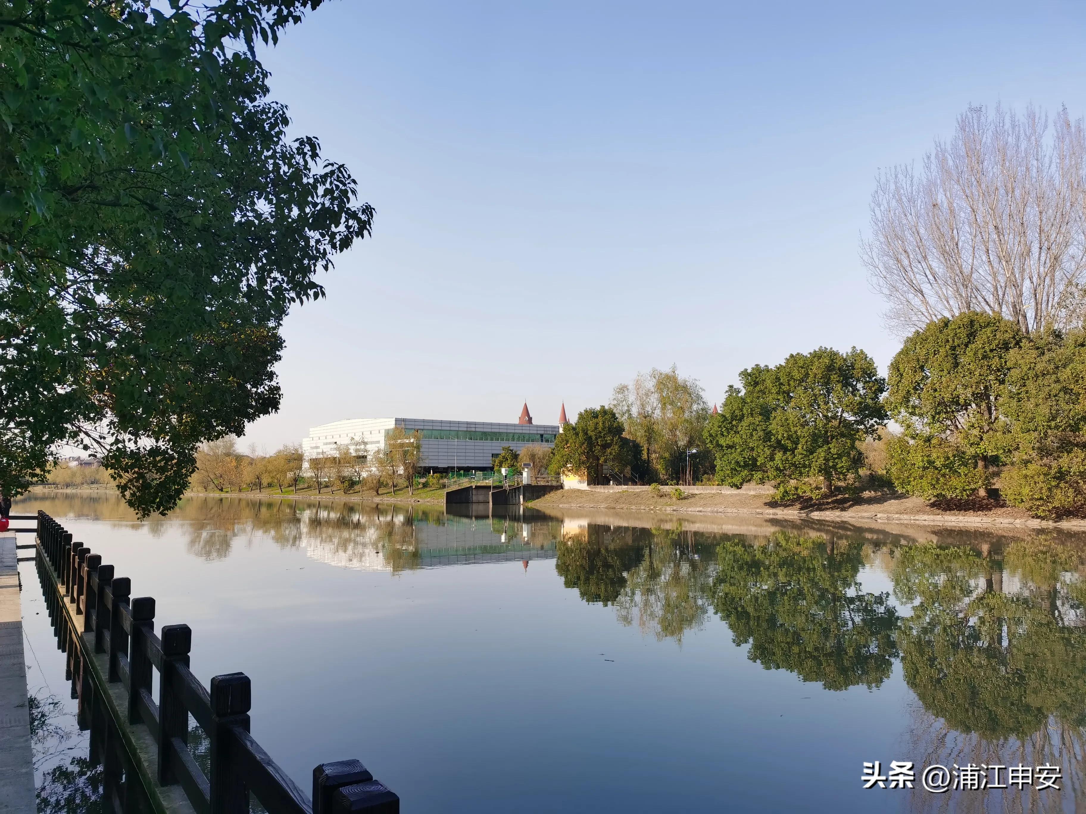 夏天美兰湖北欧风格,美兰湖北欧风情街价格