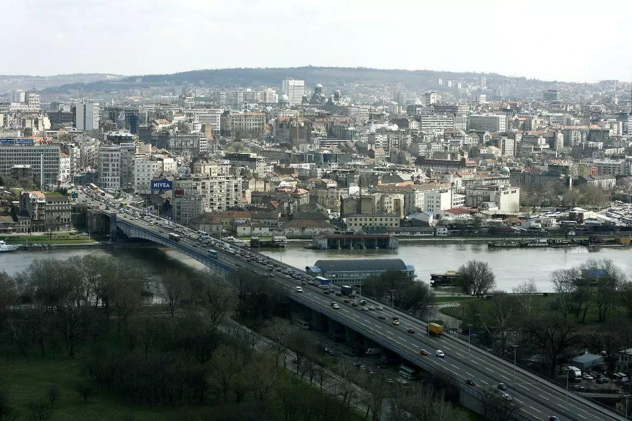 塞尔维亚军队进入最高战备状态,塞尔维亚进入最高战备状态是什么