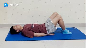 腰椎间盘突出睡硬板床更痛怎么办,睡软床得了腰椎间盘突出