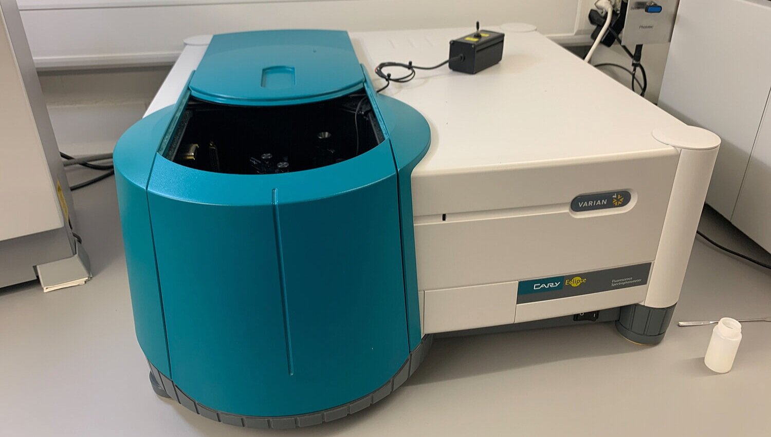 手表夜光涂层如何填充,手表夜光粉使用方法