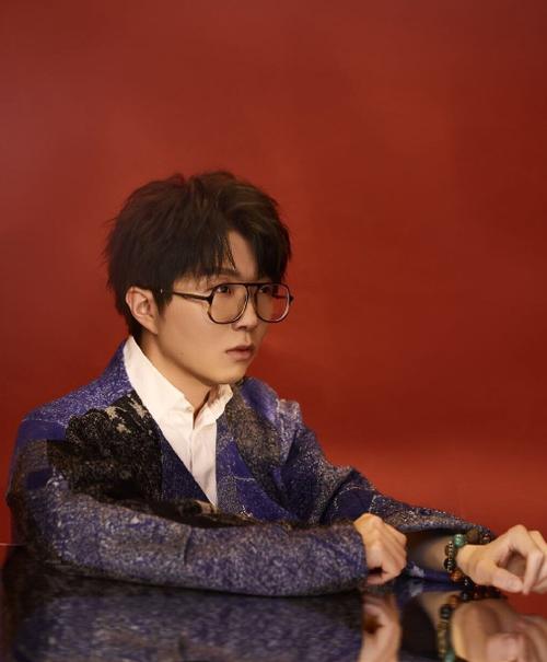 毛不易减肥前后对比照片,毛不易减肥最新照片