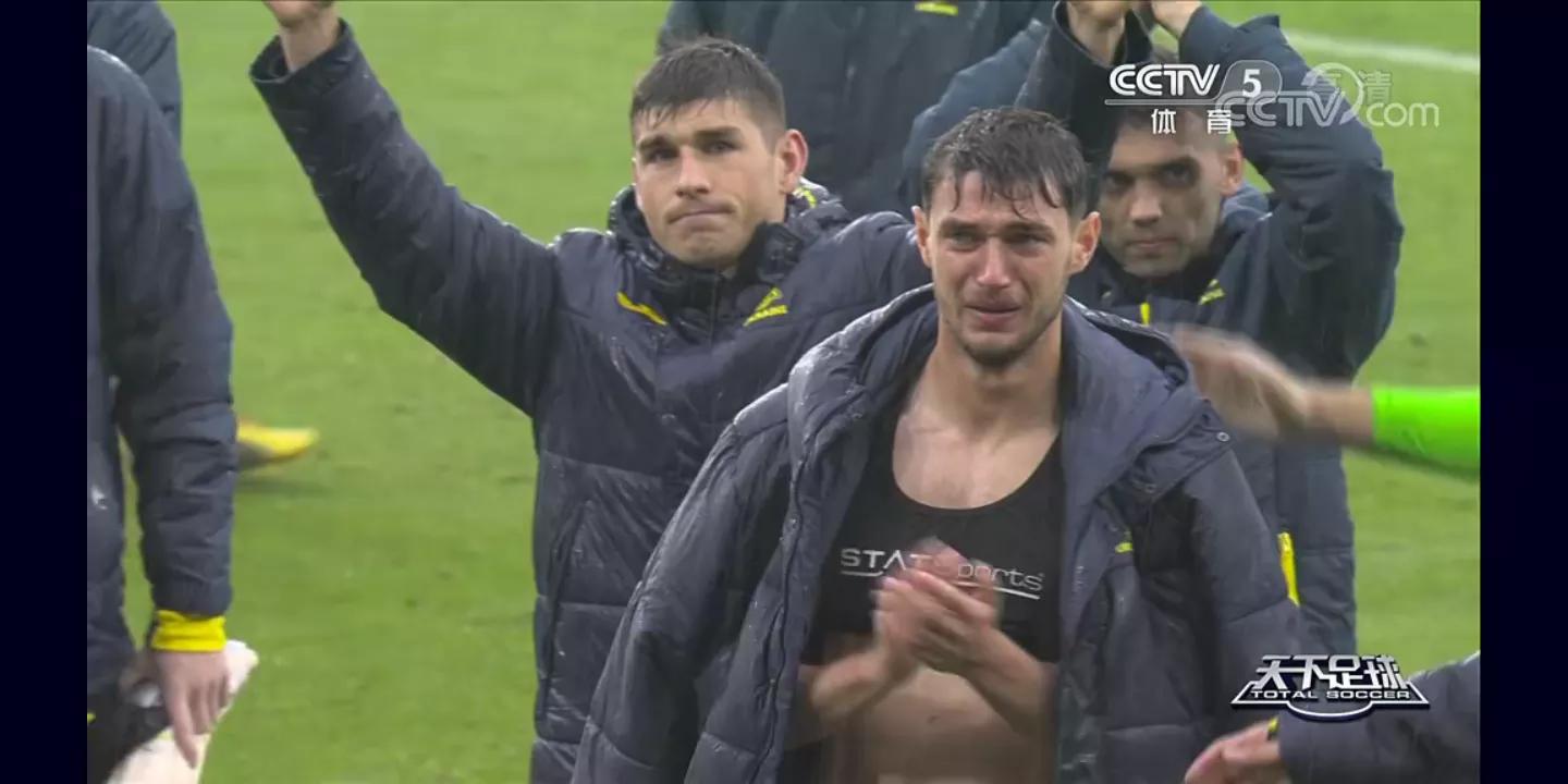 乌克兰足球急需一场胜利,战火纷飞乌克兰