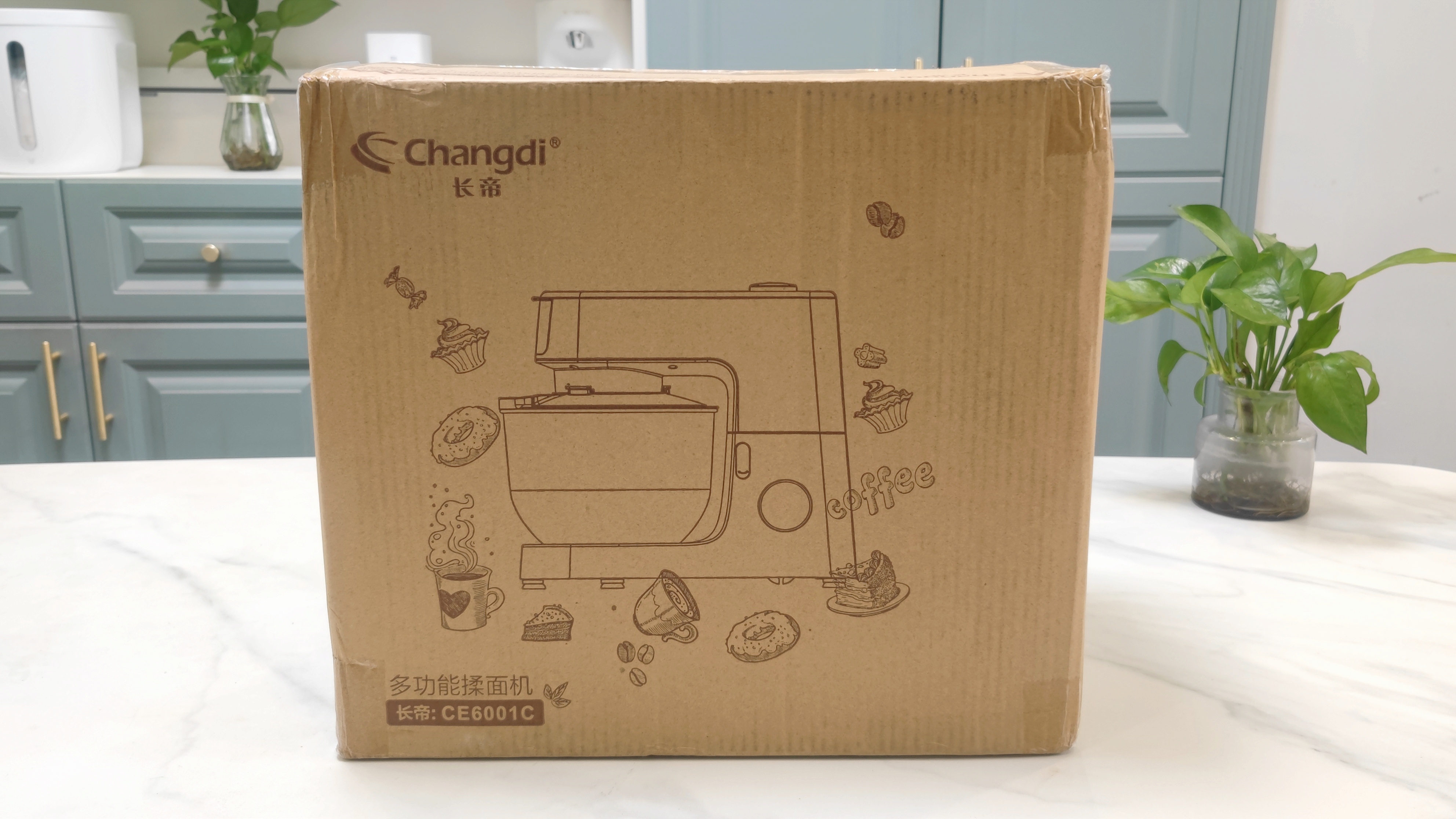 长帝企鹅顶顶和海氏m6哪个好,企鹅顶顶厨师机做蛋糕