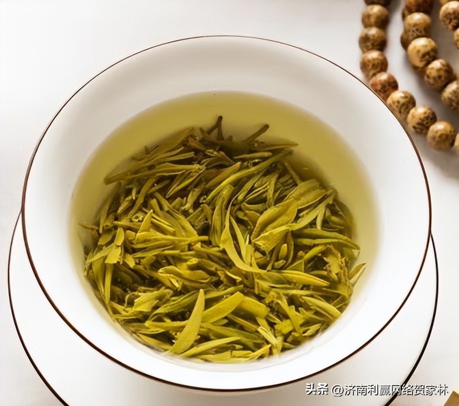 绿茶的功效与作用及饮用方法,绿茶的功效及食用注意事项