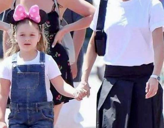 球坛贝小七,贝小七公主长大