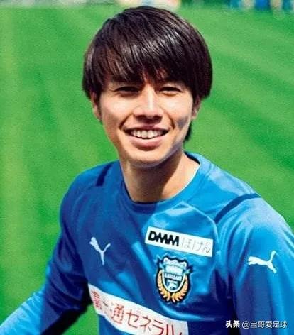 世界杯足球日本太太团,日本2018世界杯太太团