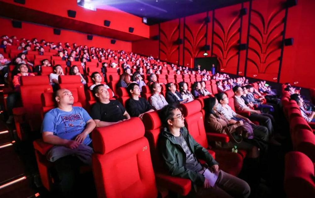 鐢靛奖闄㈢唺瀛╁瓙浜嬩欢瀹屾暣瑙嗛,鐢靛奖闄㈢唺瀛╁瓙浜嬩欢瑙嗛