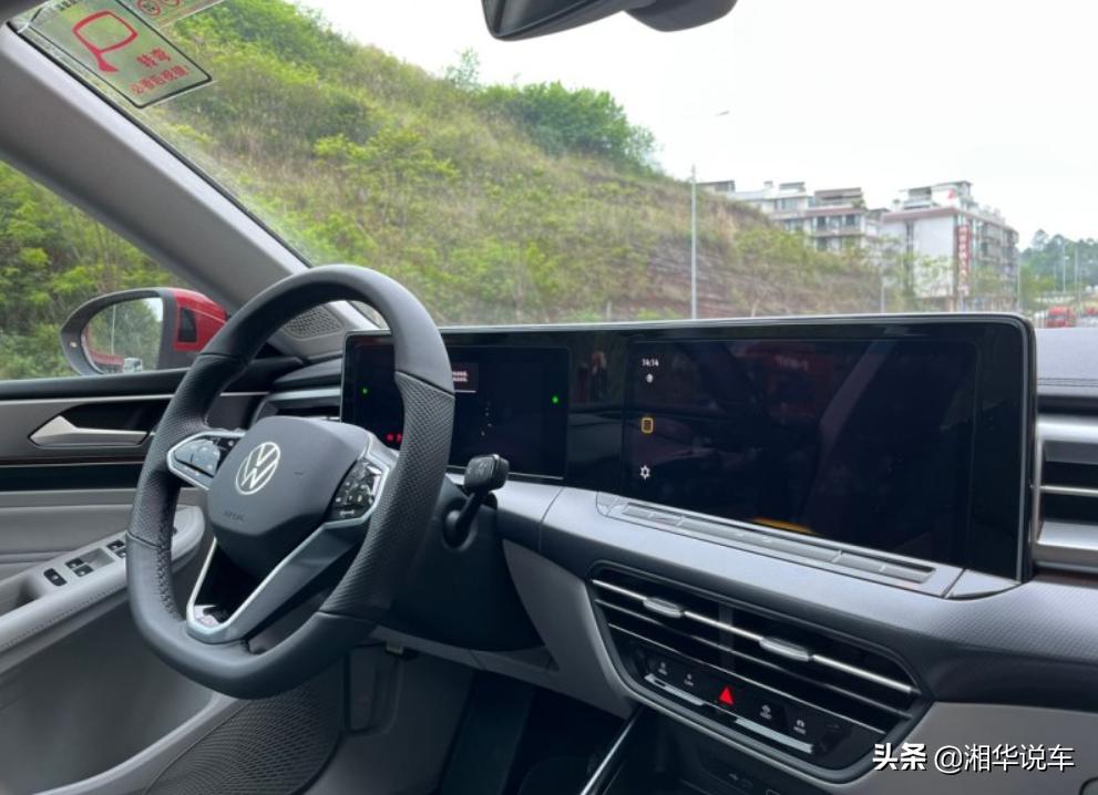 全新凌渡要来了无框车门配大溜背,无框车门溜背车身