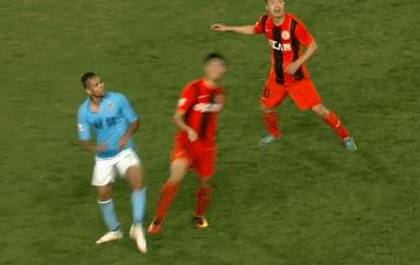 足球动态图特效,足球动态图搞笑