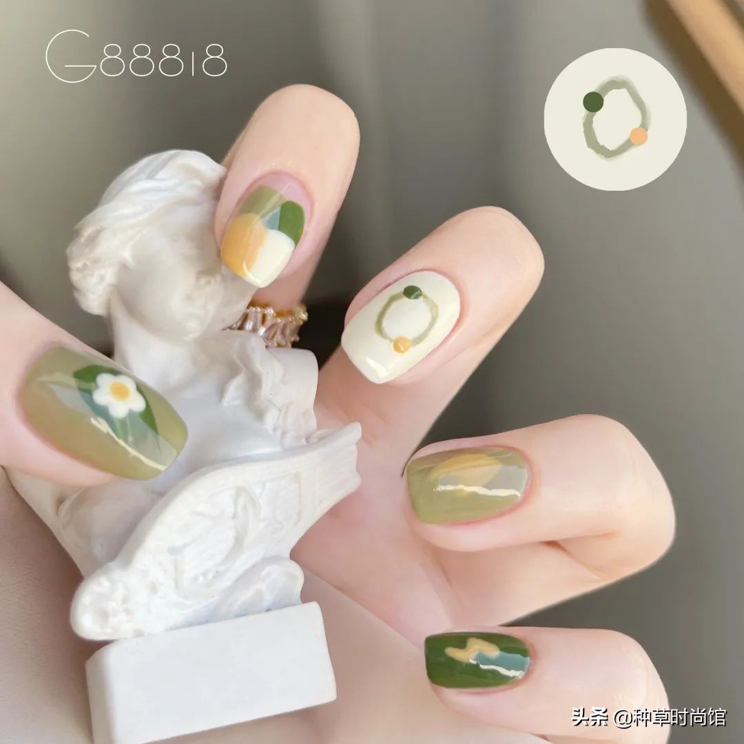 秋冬超显白高级感美甲,春日美甲图片最新款百搭