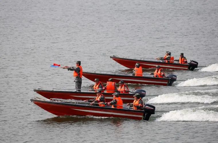 硬刚巨头赚40亿！美国富豪追捧的冲锋舟，背后离不开杭州一家企业