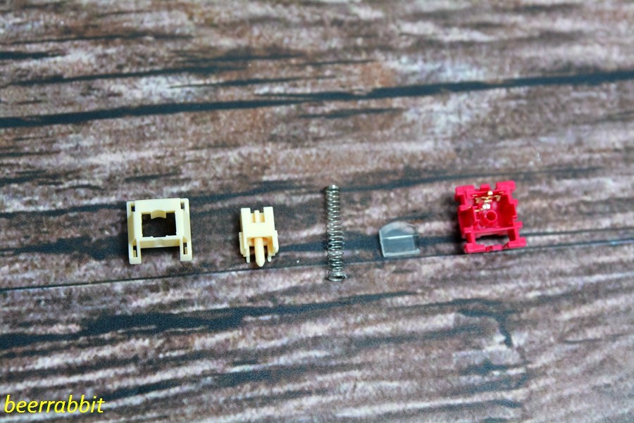 珂芝k75ttc烈焰紫,k75珂芝ttc快银轴是性能版吗