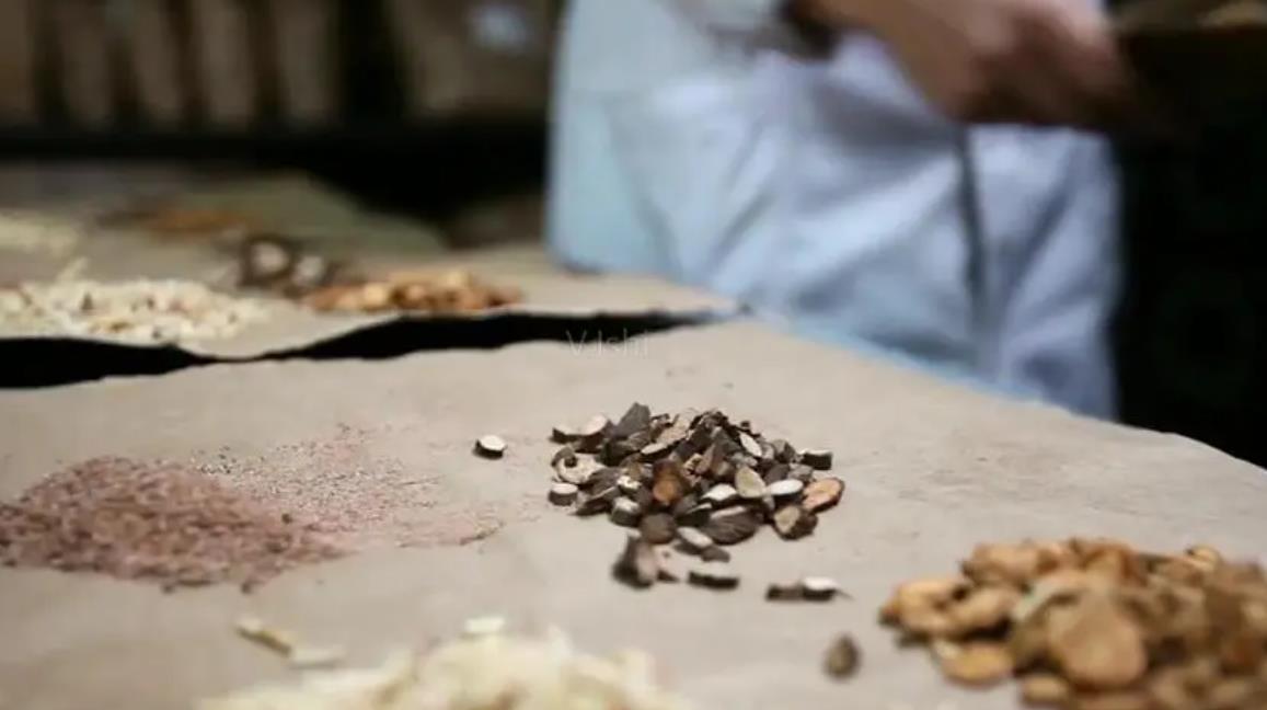 最全148种中成药一览表 (30种常用中成药大全)