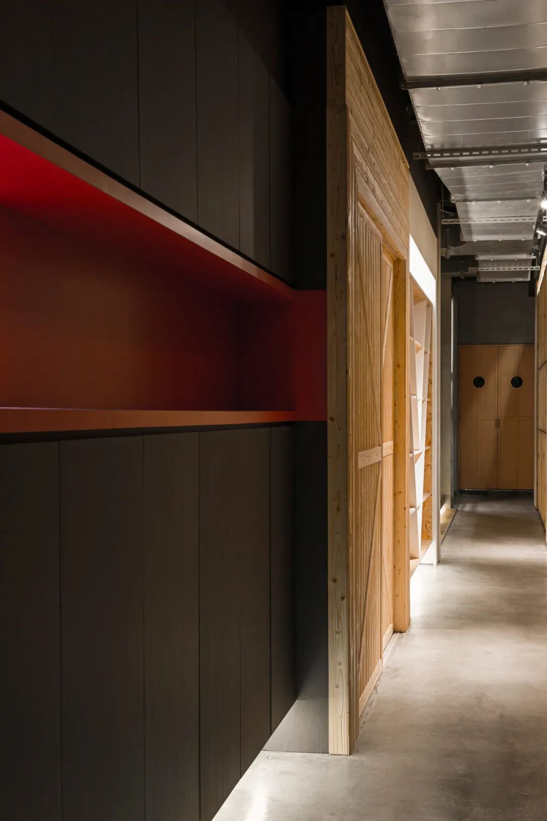 设计师王迪设计作品：烤肉店｜嗜烧肉