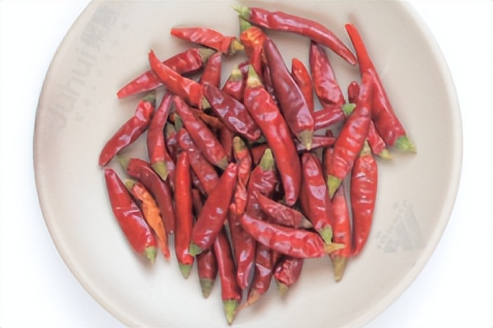 卤菜用哪种辣椒最好,卤菜的辣椒配方视频教程