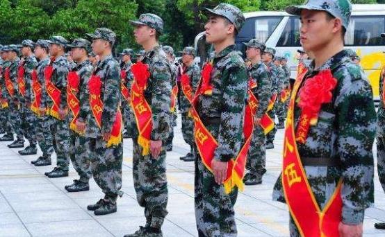 2022年征兵新政策入伍时间及标准,征兵条件2024二次入伍要求