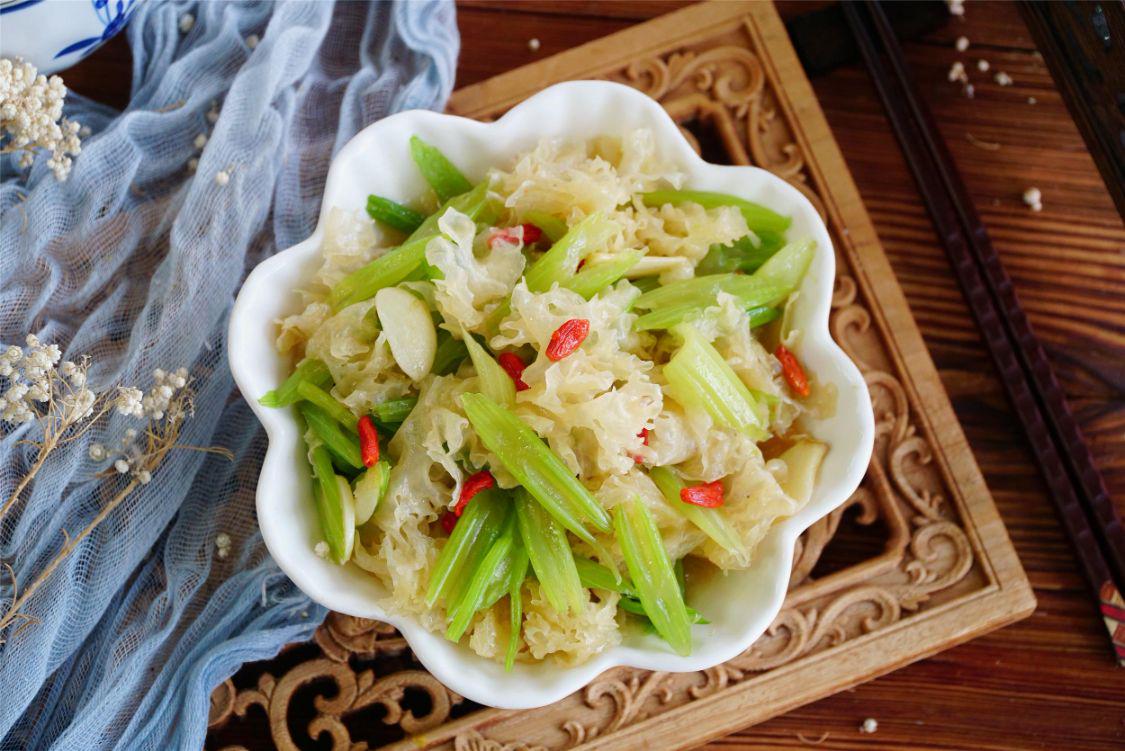 连着七天吃大白菜,连续七天吃高热量食物