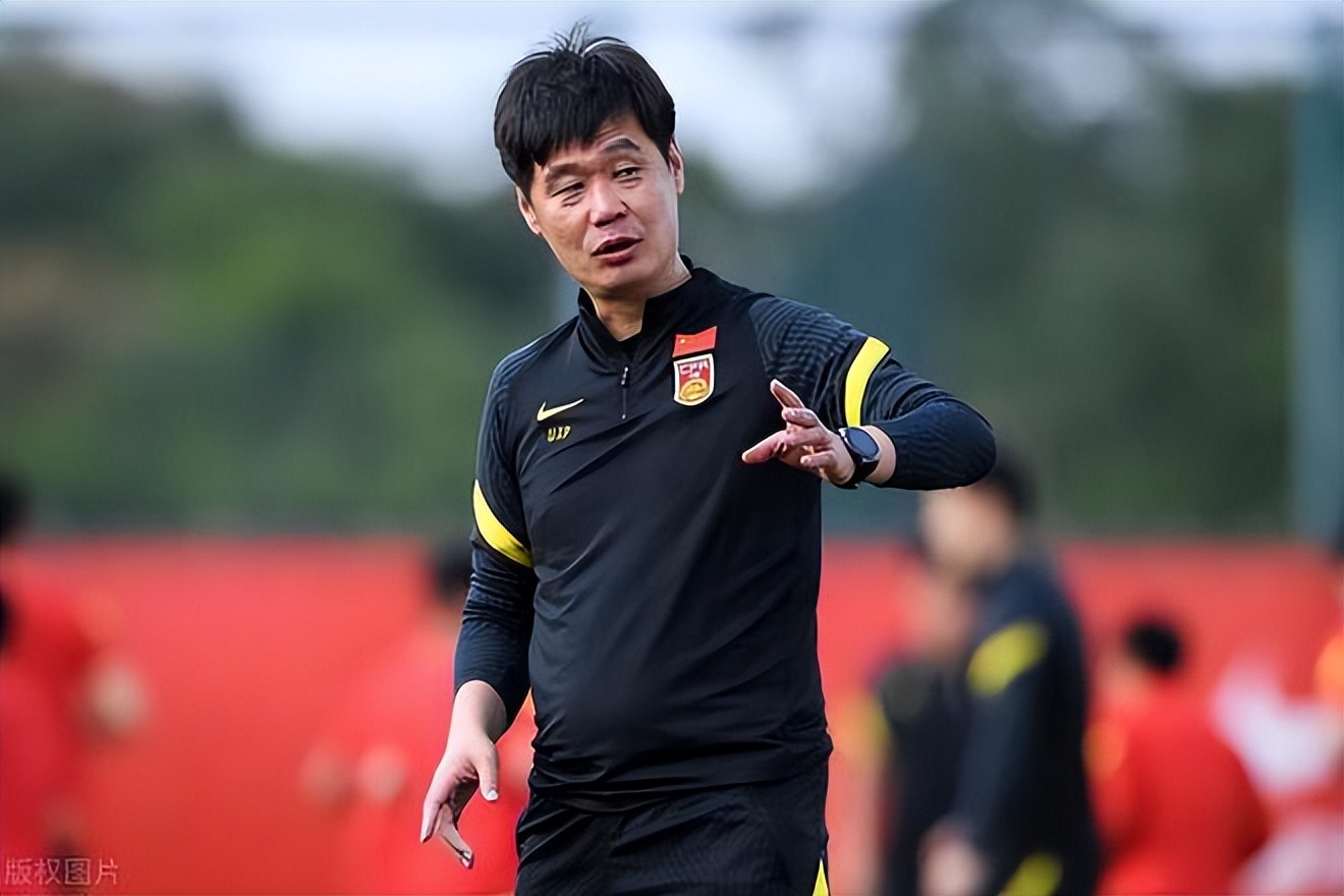 李霄鹏鲁能换帅视频,山东足球李霄鹏最新消息