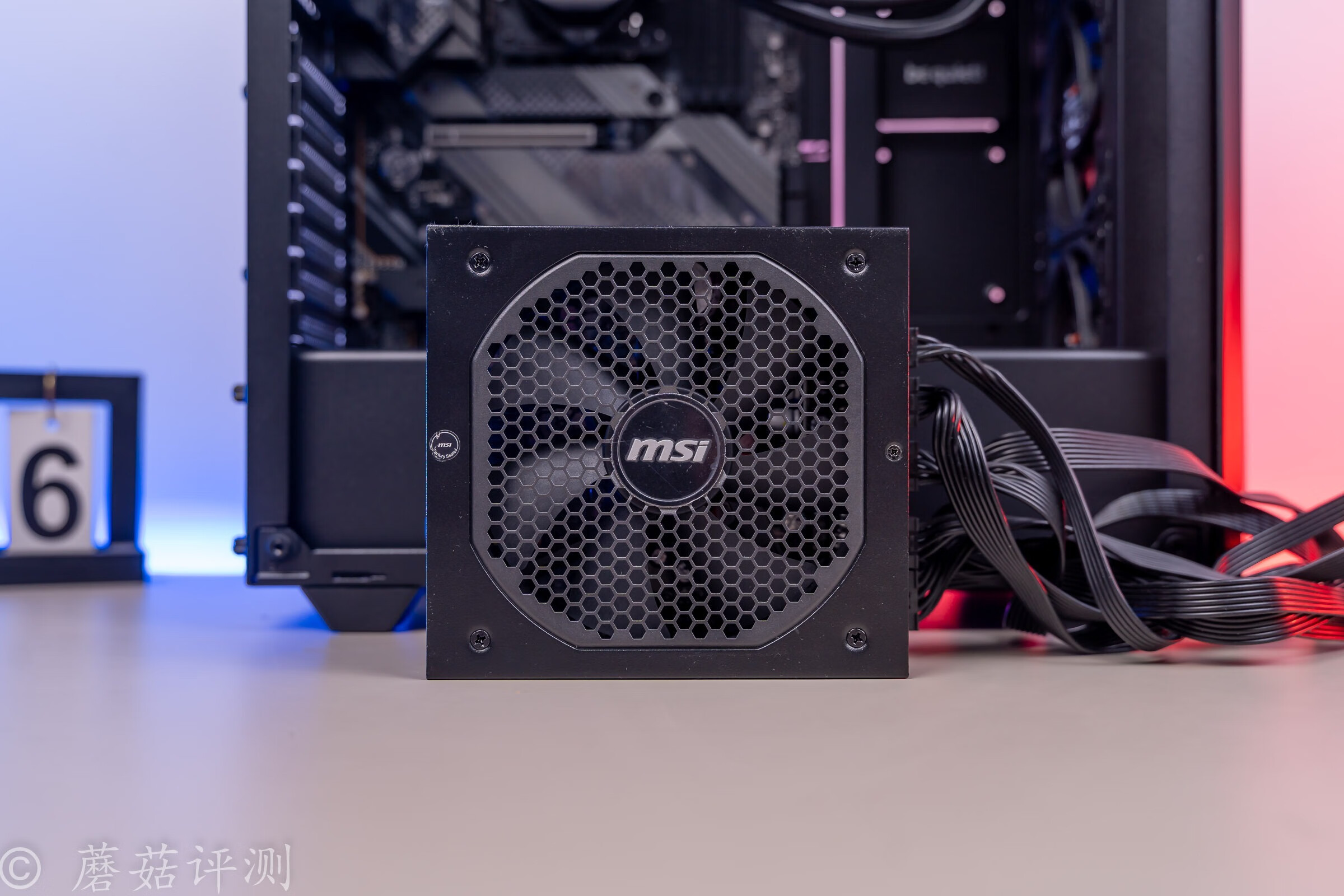 散热优秀，精致安静、德商德静界PUREBASE500FX中塔机箱体验评测