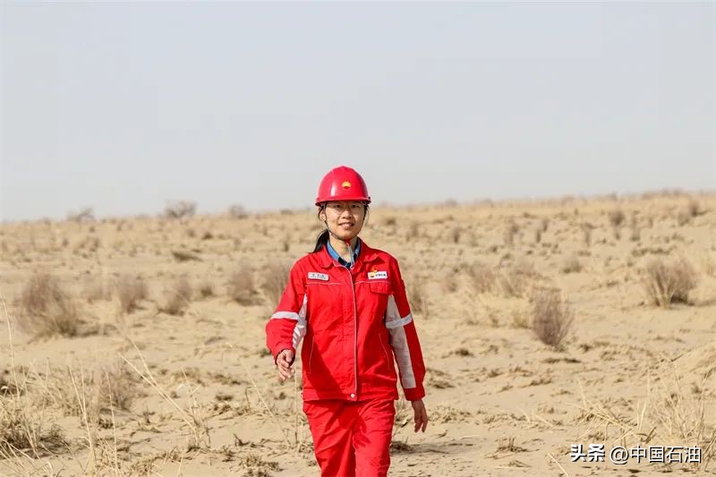 黄旻袅：火辣辣的“玫瑰”在沙漠中火热热地开