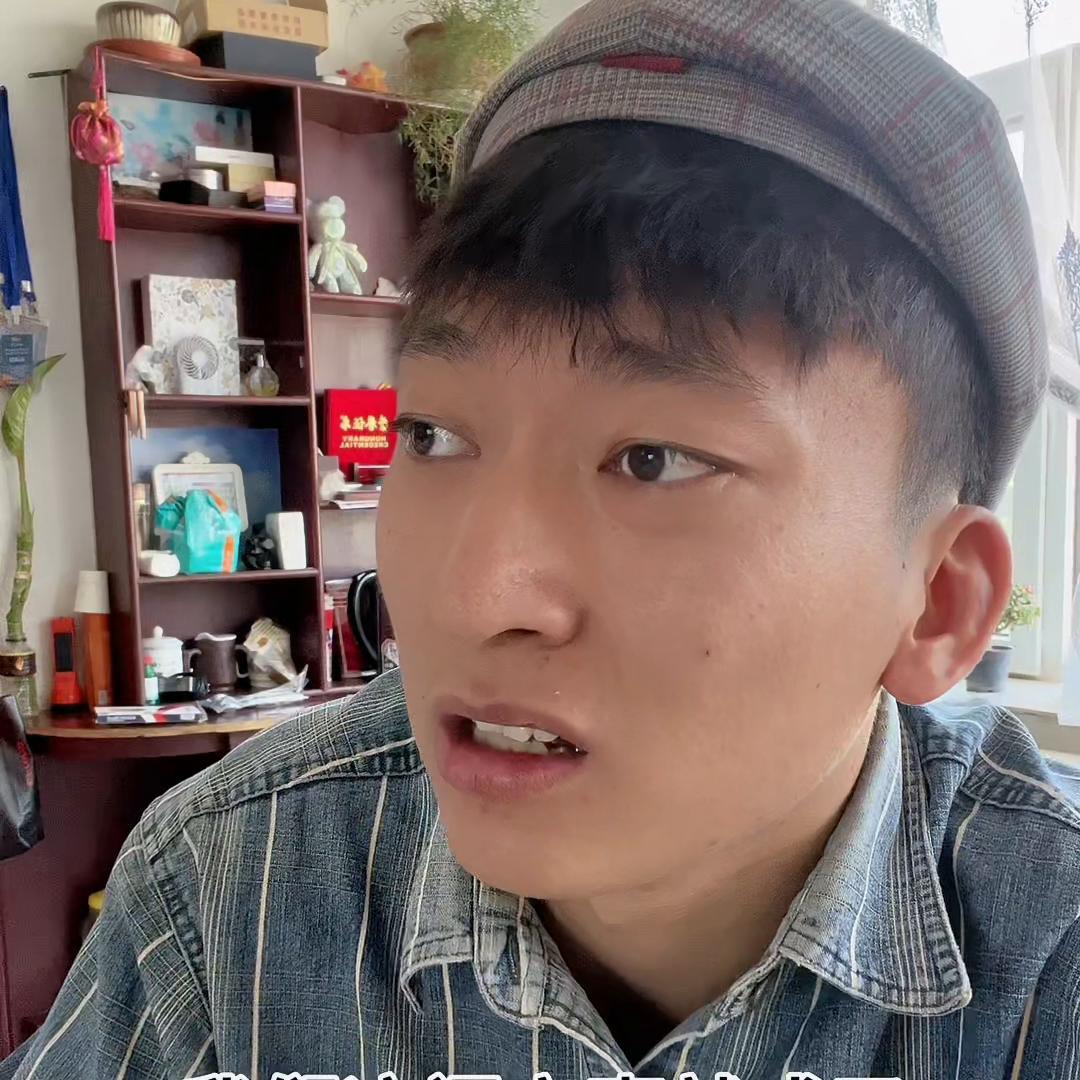 笑一笑烦恼少一点😅现状是这样吗？还想看什么类型评论出...