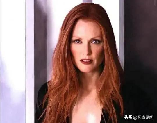 朱丽安摩尔老片,朱丽安摩尔最美图片