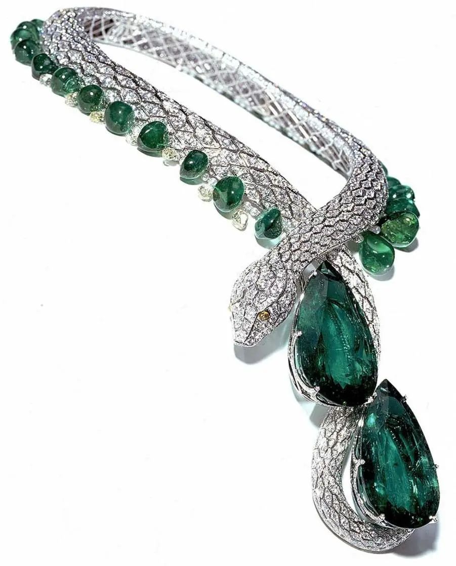 深扒卡塔尔王妃的珠宝盒，竟然发现了温莎公爵夫人的拍卖真品