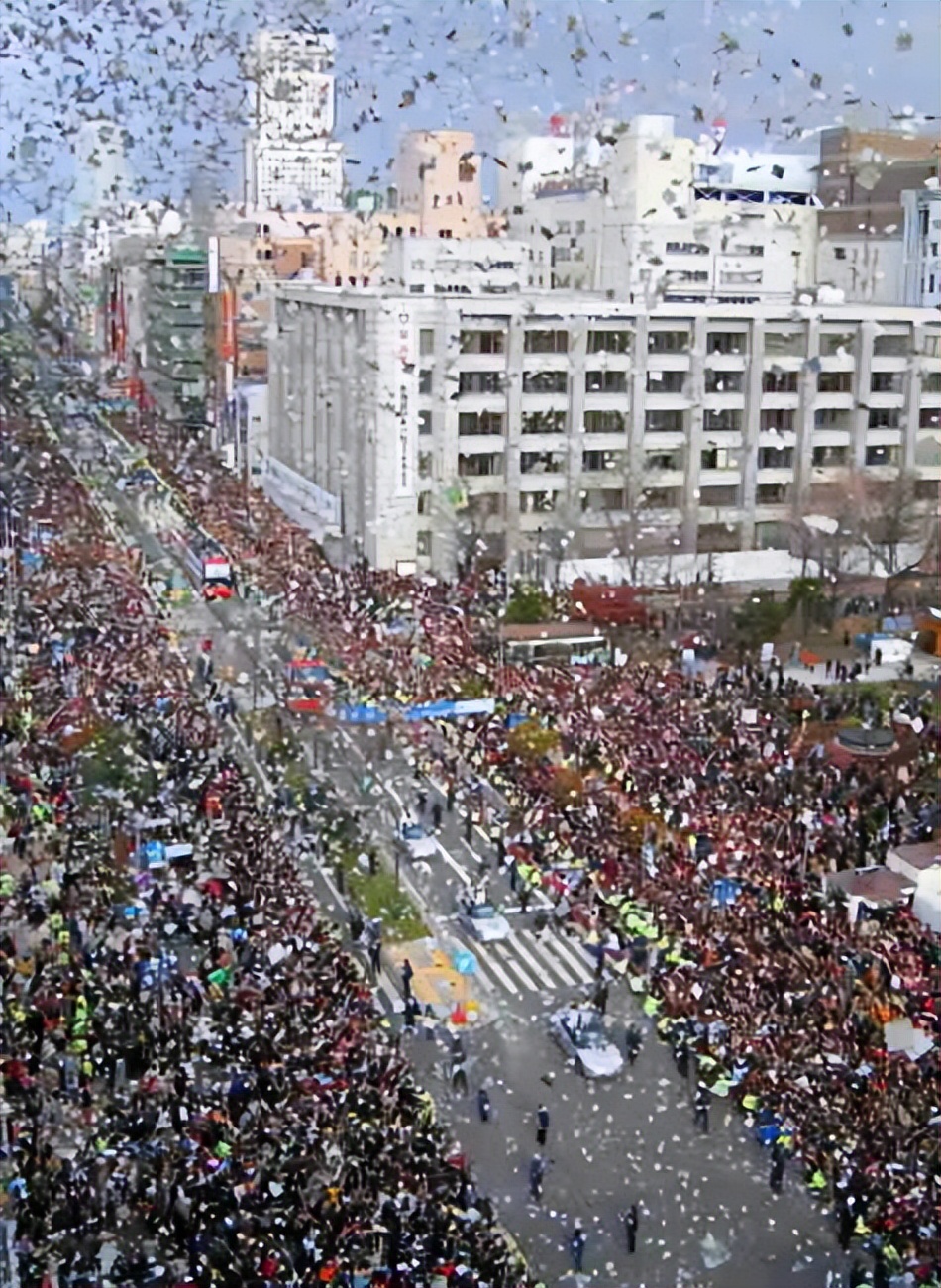 鏃ユ湰鍒锋柊浜嗘柊鐨勮冻鐞冧笘鐣屾澂绾綍,鏃ユ湰鑳藉惁缁х画鎹嶅崼浜氭床瓒崇悆鑽ｈ獕