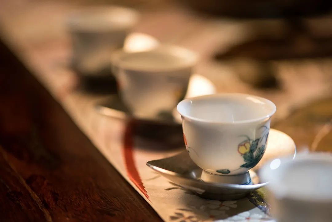 上海有个女子叫菊鞠