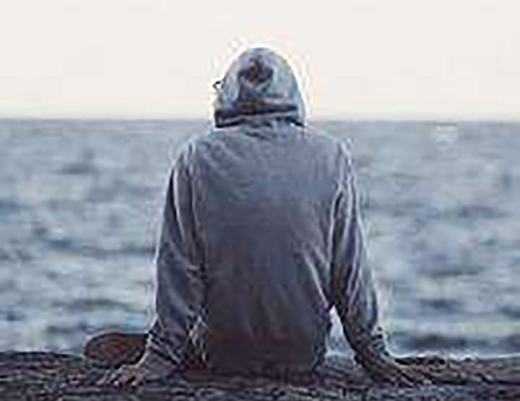 婚礼前夕新郎去世真相,新婚新郎离奇死亡婚礼变葬礼