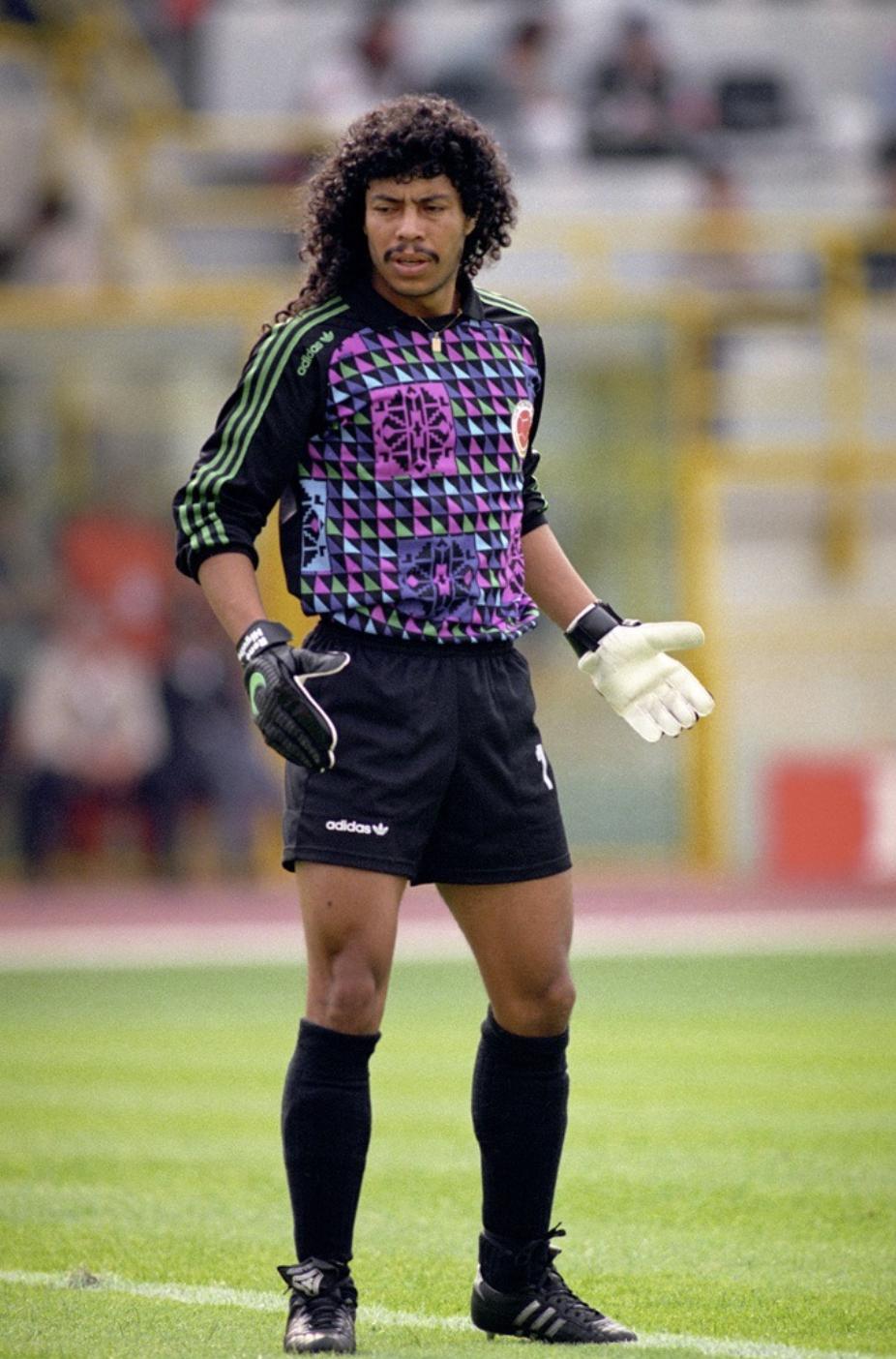 今天再也看不到的那些个性门将，以及他们艳丽的比赛服