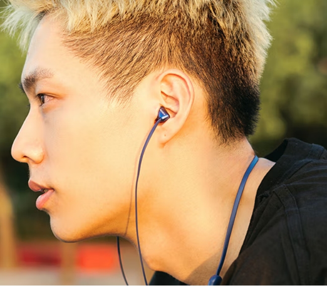 轻巧耳挂式蓝牙耳机,不容易坏的几款挂脖式蓝牙耳机